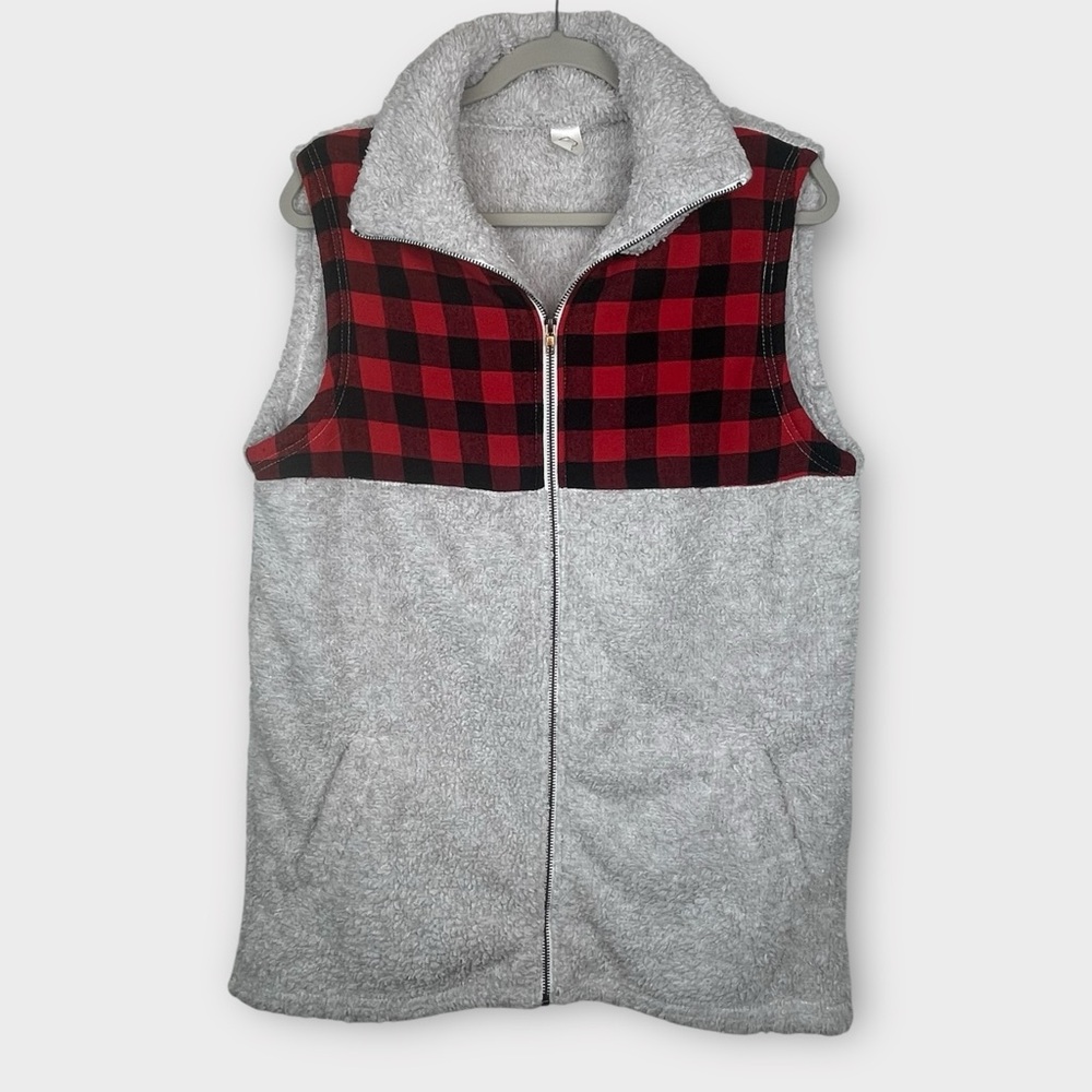 Sunshine & Rodeos Buffalo Plaid Sherpa Vest Gray Red Black Women’s Medium